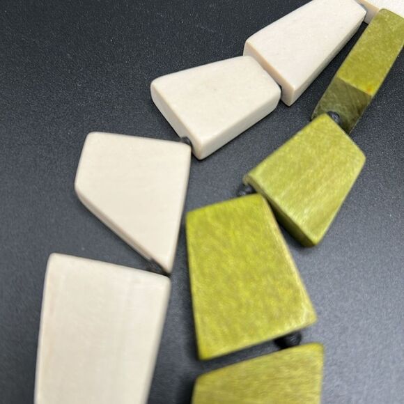 BOGO Free Jewelry…Slyca Green and Cream Geometric Wood Cord Necklace - Picture 5 of 6